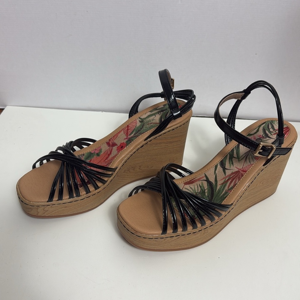 NEW BOC Wedge Heel Sandals